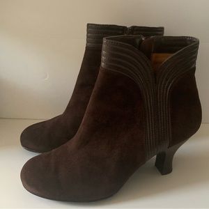 Sofft Ankle Boots Women's 11m Brown Suede Comfort Victorian Heel Side Zip
